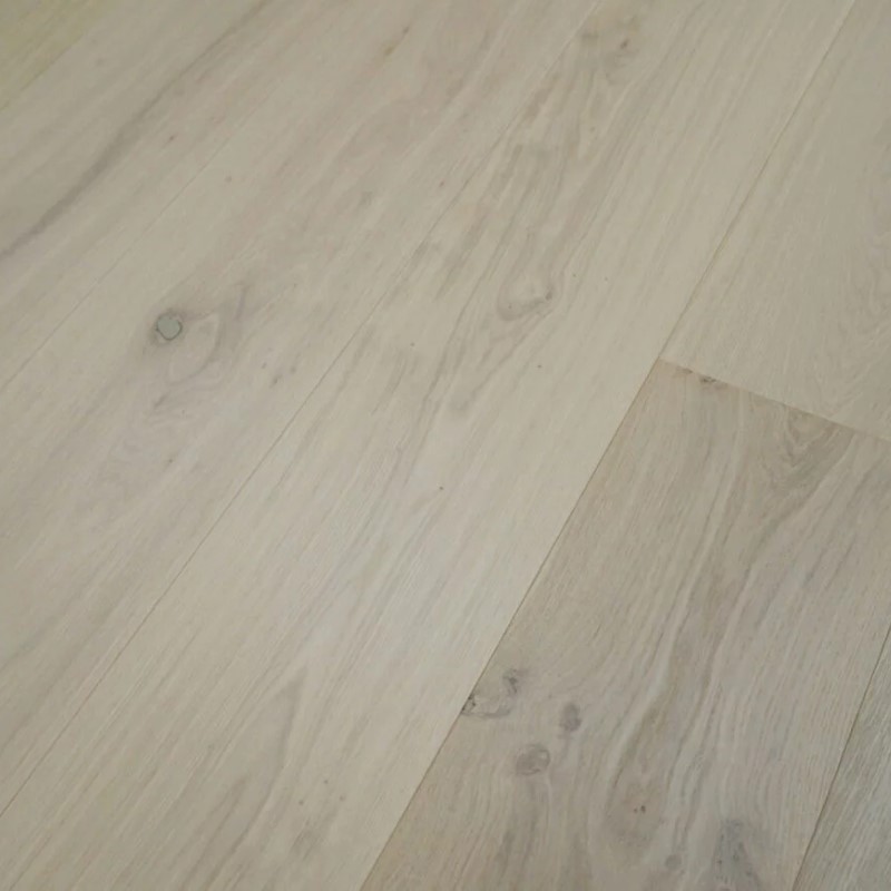 Bergamo Floors Bene 9.5 Mondovi Bene Hardwood Room Scene