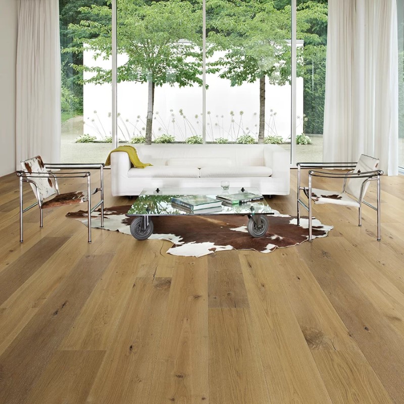 Hallmark Floors Avenue Wilshire Oak Hardwood Room Scene